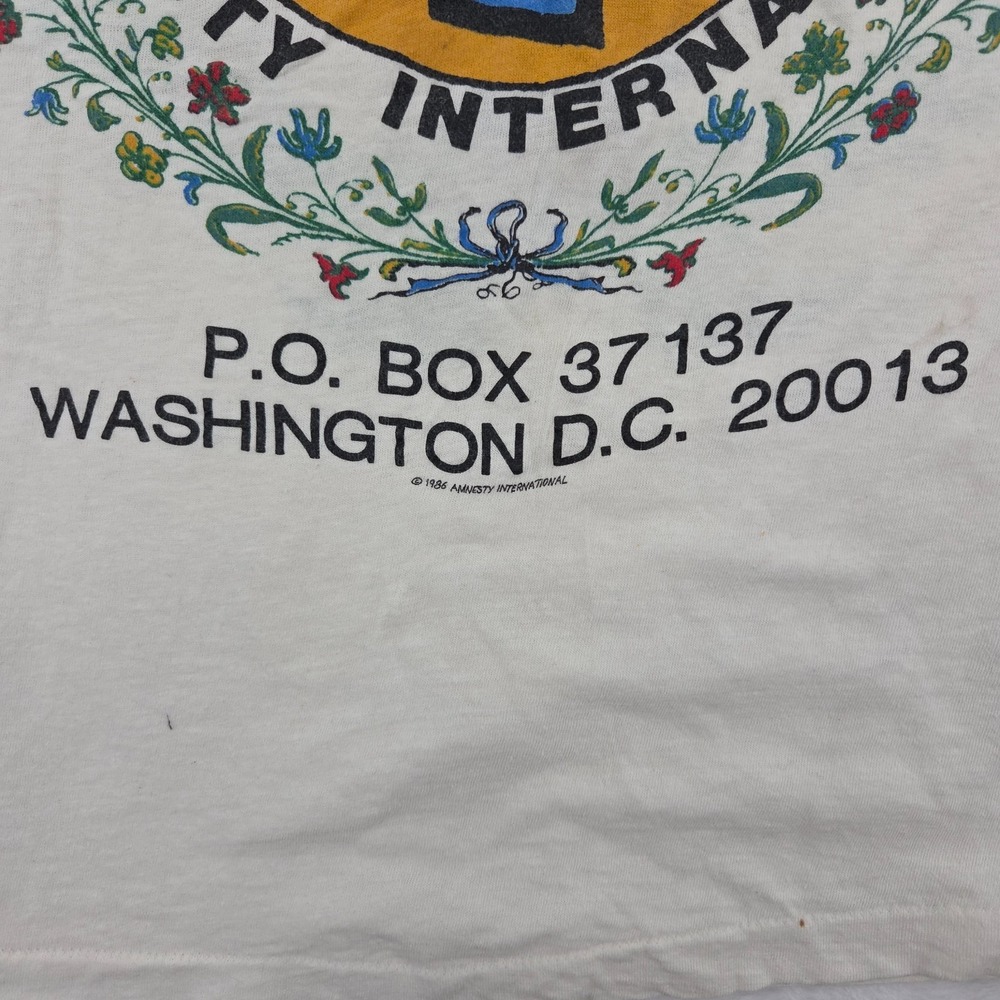 VTG 80s Amnesty International Conspiracy Of Hope Concert Shirt Sz Med STAINED - Picture 3 of 12